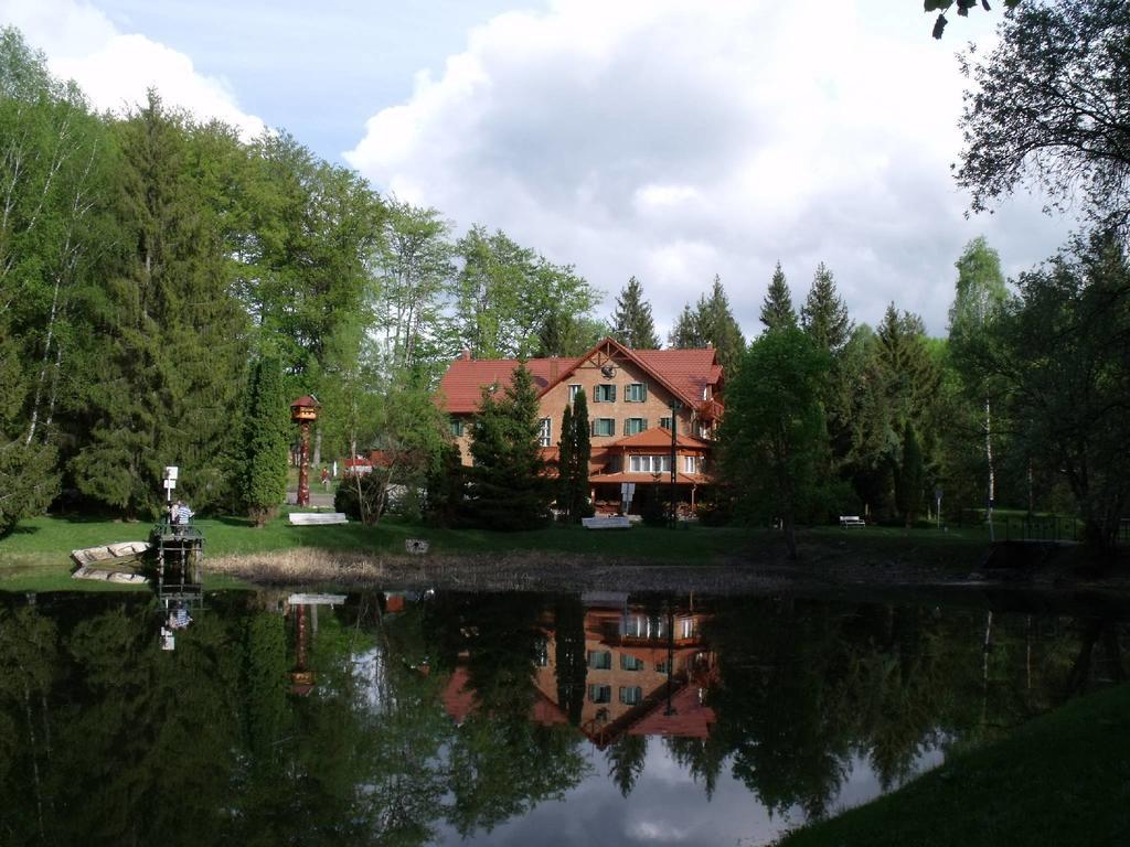 Sebesviz Panzio Bed & Breakfast Repashuta ภายนอก รูปภาพ